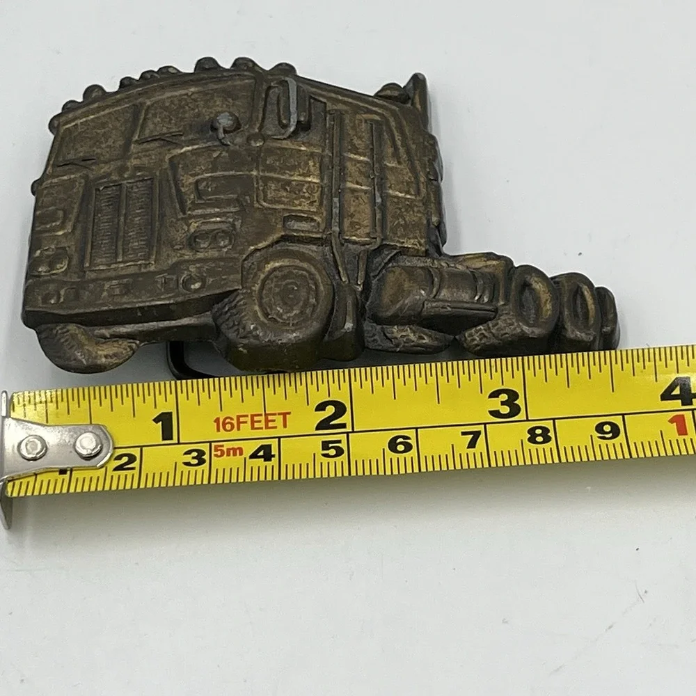 Rare Vintage SOLID BRASS Belt Buckle MAC TRUCK Semi‎